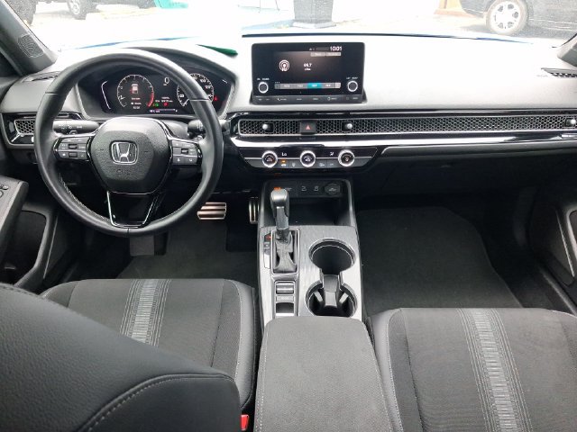 Used 2025 Honda Civic Sport image 7