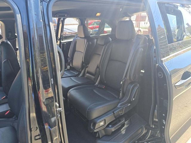 Used 2024 Honda Odyssey Sport image 6