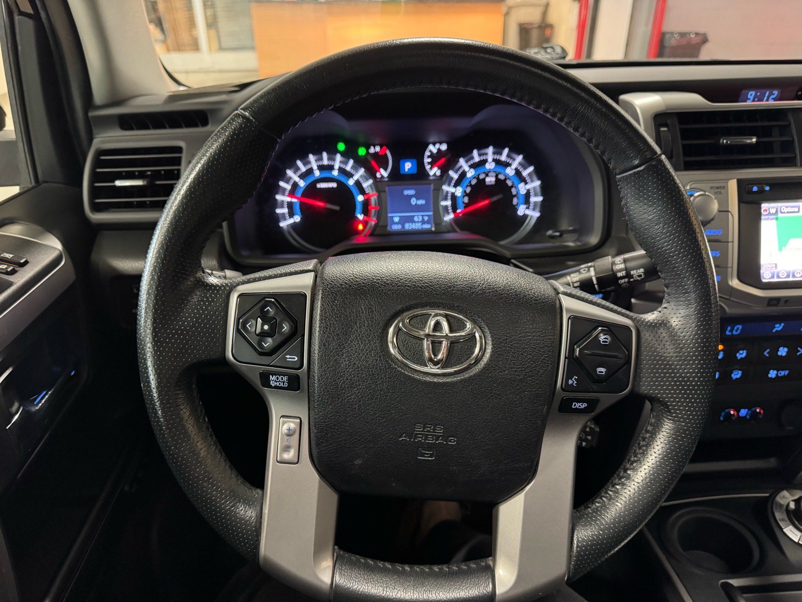 Used 2017 Toyota 4Runner Limited AWD/4WD image 28