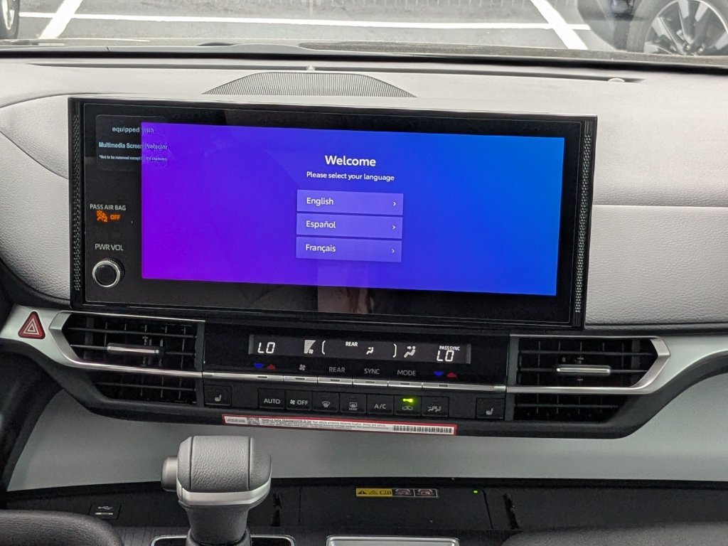 New 2026 Toyota Sienna XLE FWD image 16