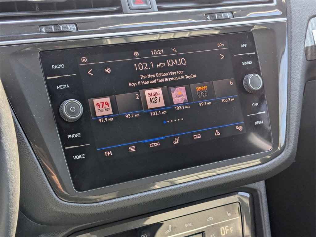 Used 2024 Volkswagen Tiguan SE image 20