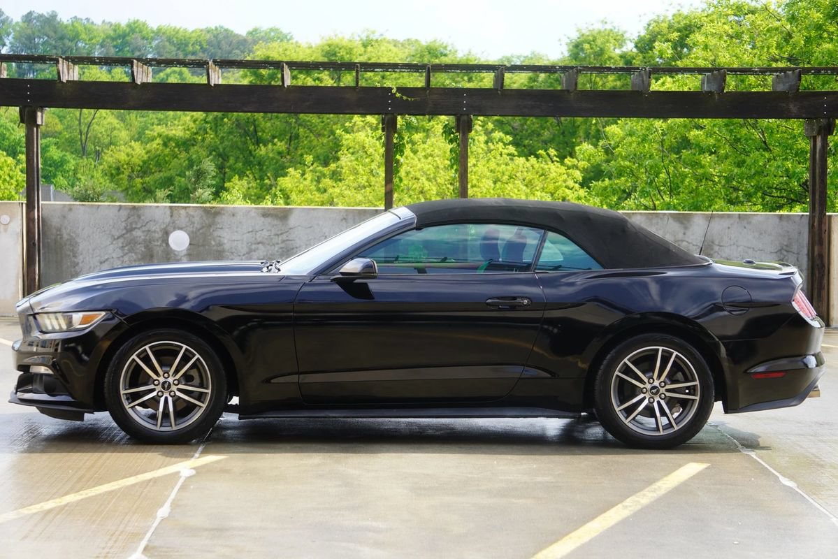 Used 2015 Ford Mustang Premium RWD image 11