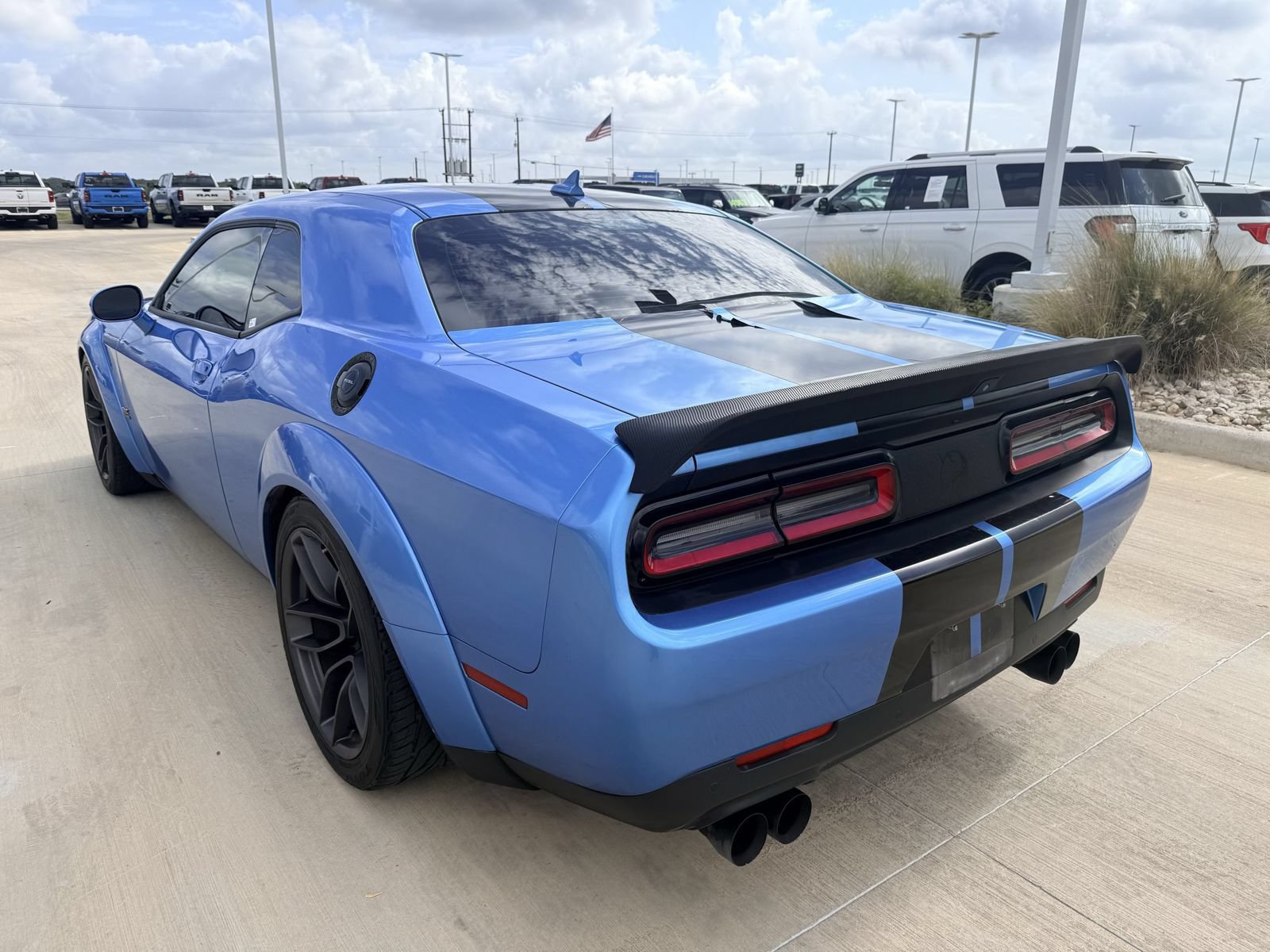Used 2019 Dodge Challenger R/T Scat Pack w/ Widebody Package RWD image 7