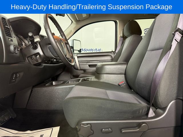 Used 2014 Chevrolet Silverado 2500 LT w/ Interior Plus Package AWD/4WD image 13