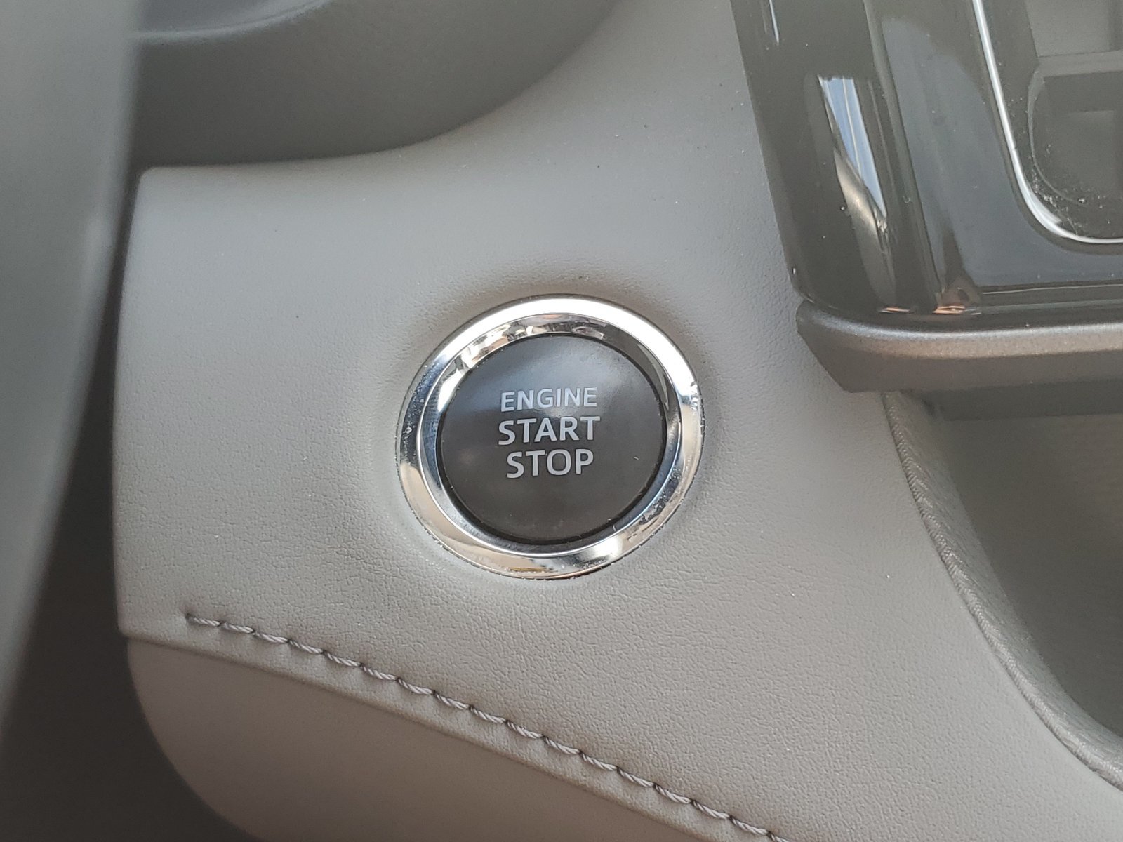 Certified 2022 Toyota Highlander XLE AWD/4WD image 31