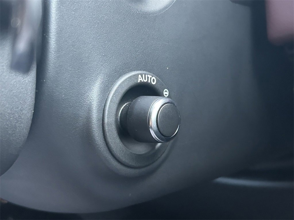 Used 2024 Land Rover Range Rover Sport Dynamic SE image 39