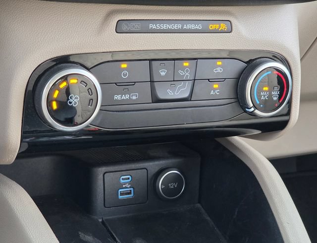 Used 2021 Ford Escape SE FWD image 22