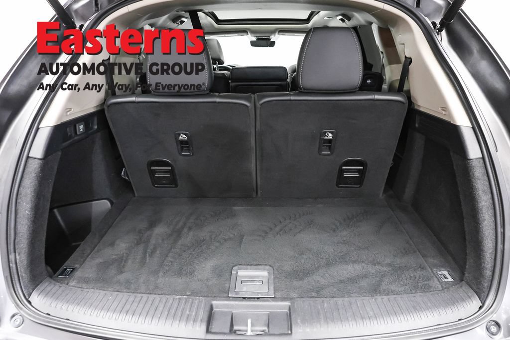 Used 2023 Acura MDX w/ Technology Package AWD/4WD image 9