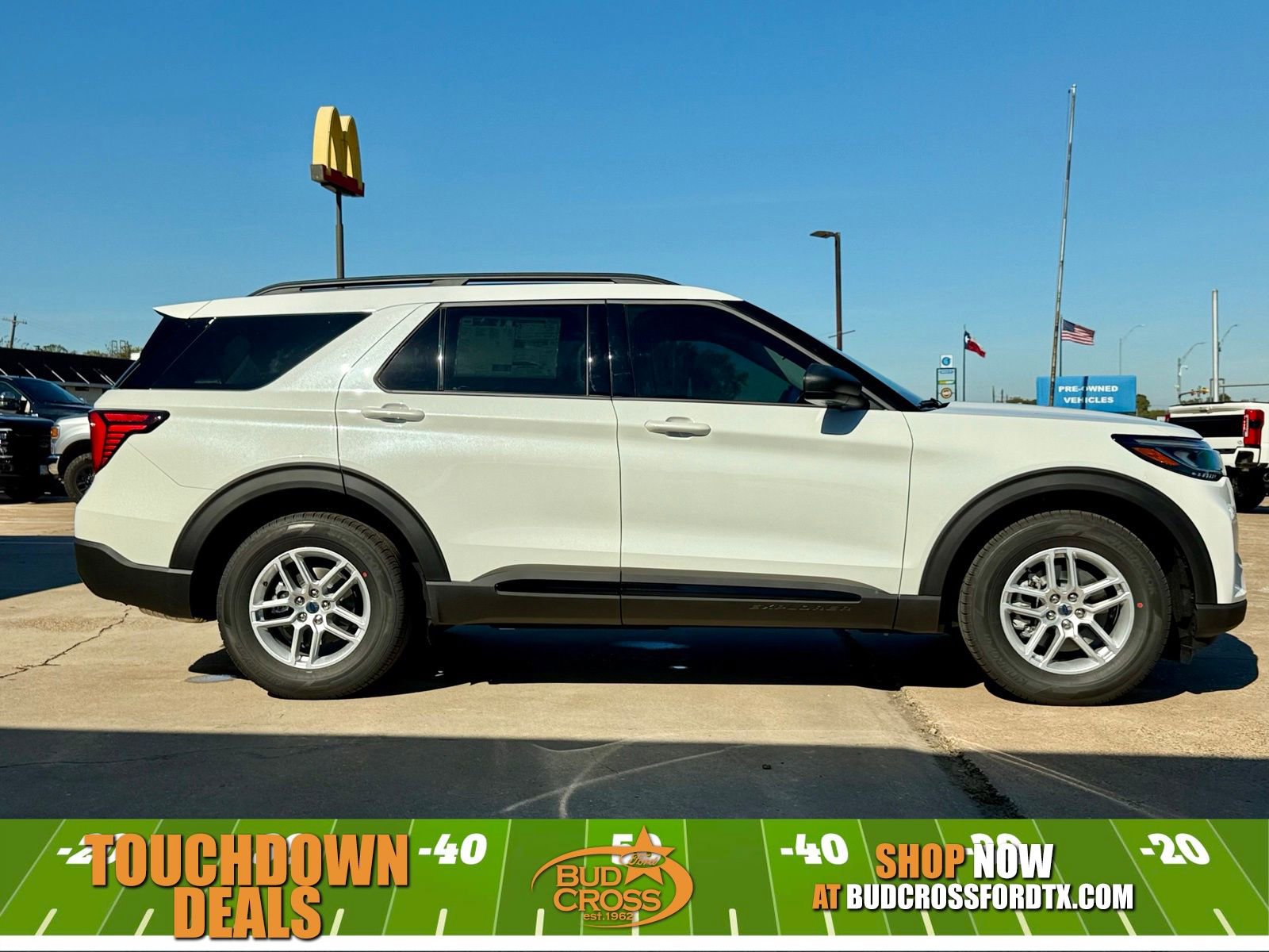 New 2026 Ford Explorer Active w/ Active Comfort Package image 2