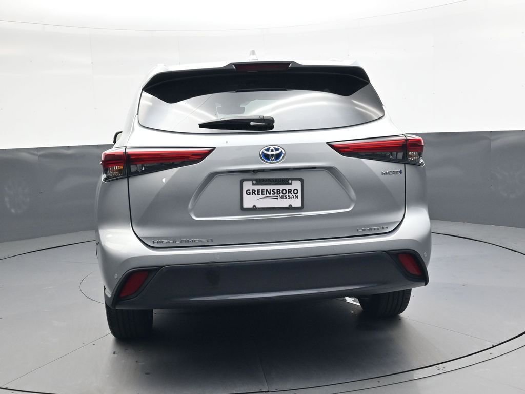 Used 2023 Toyota Highlander Limited image 5