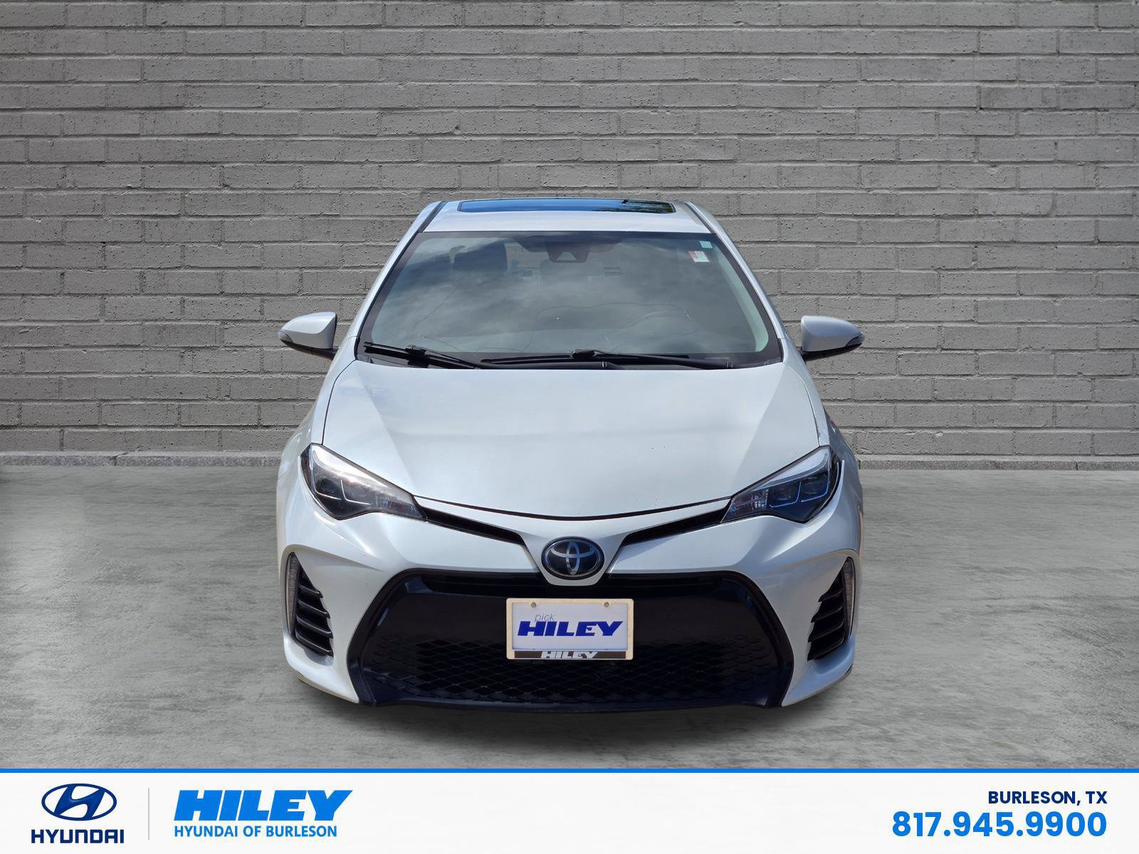 Used 2018 Toyota Corolla XSE FWD image 6