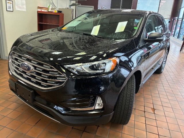 Used 2020 Ford Edge Titanium AWD/4WD image 7