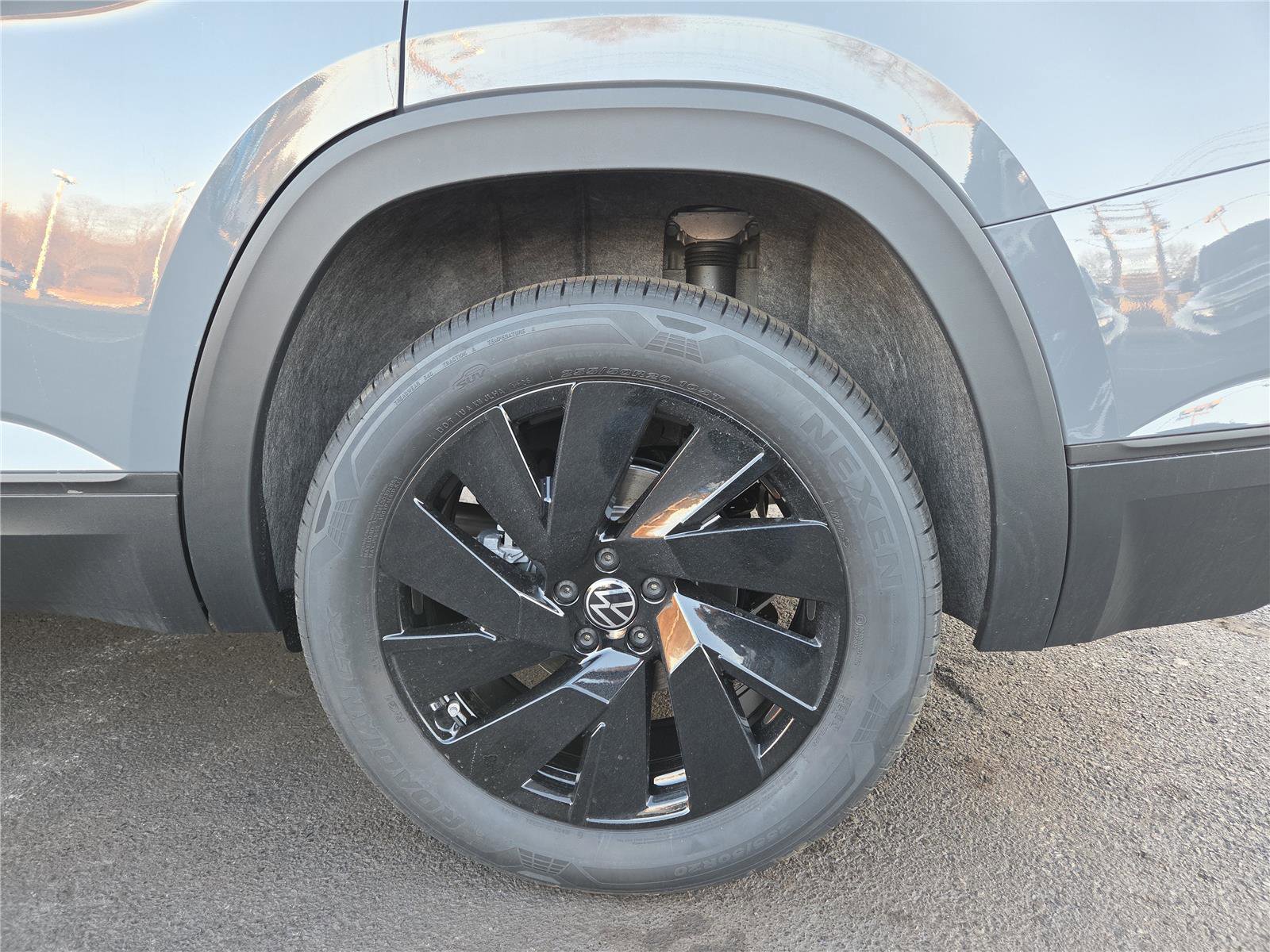 New 2026 Volkswagen Atlas SE image 10