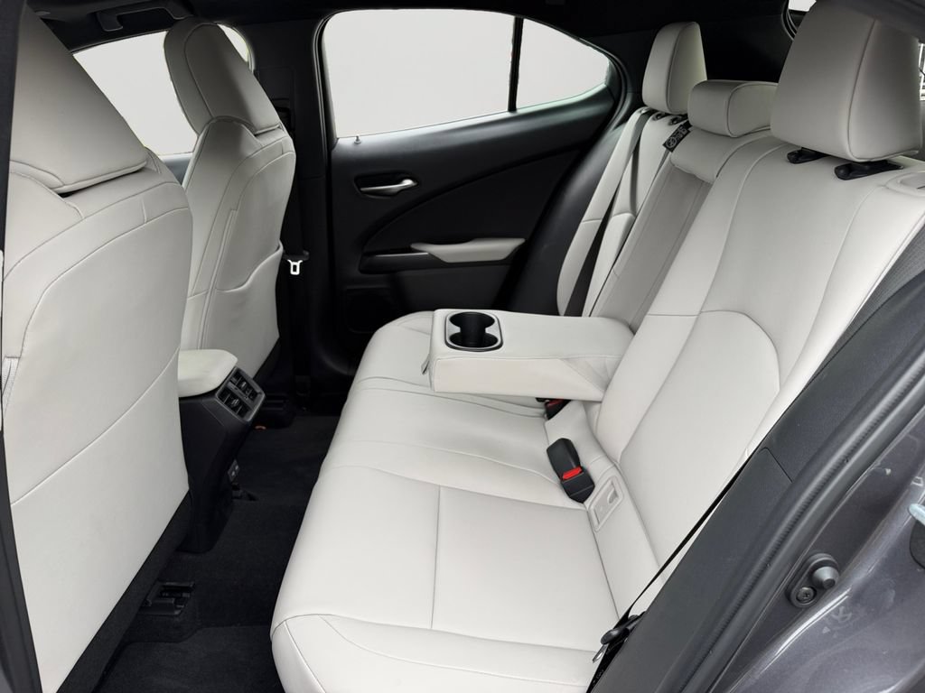 Used 2025 Lexus UX 300h AWD w/ Accessory Package (Z1) image 11