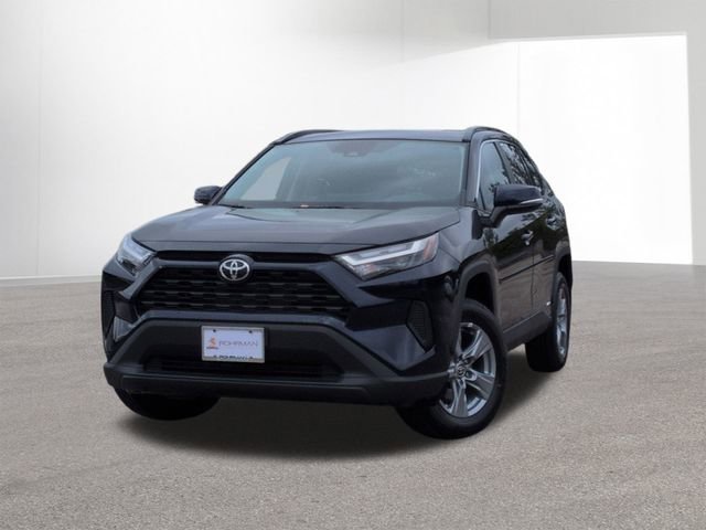 New 2025 Toyota RAV4 XLE