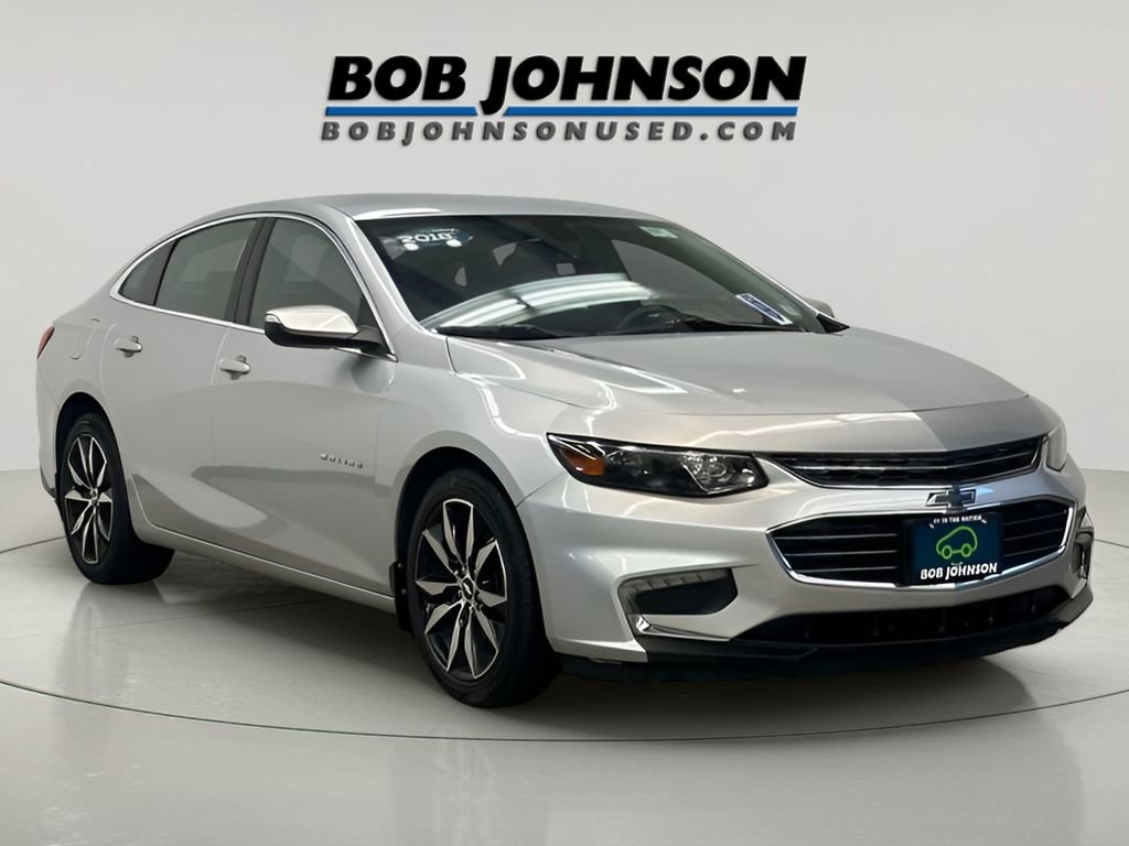 Certified 2018 Chevrolet Malibu LT image 2