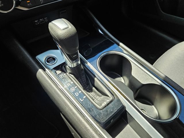 Used 2024 Nissan Altima 2.5 SV FWD image 32