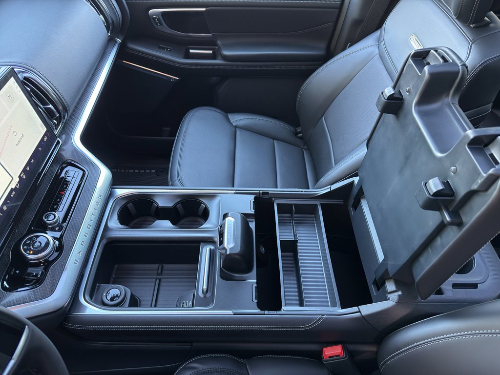 New 2026 Ford Expedition Platinum AWD/4WD image 23