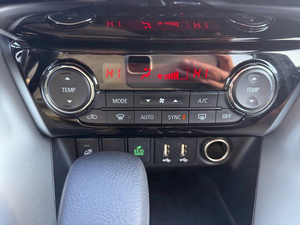 Used 2024 Mitsubishi Eclipse Cross SEL image 29