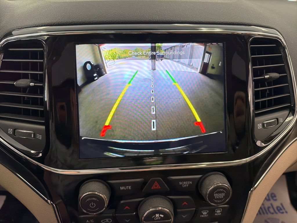Used 2020 Jeep Grand Cherokee Limited AWD/4WD image 20