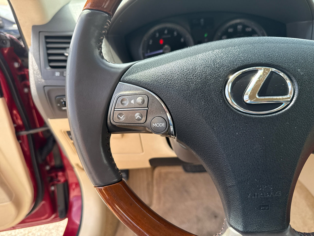 Used 2011 Lexus ES 350 image 17