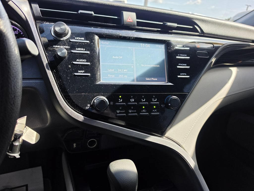 Used 2019 Toyota Camry LE FWD image 24