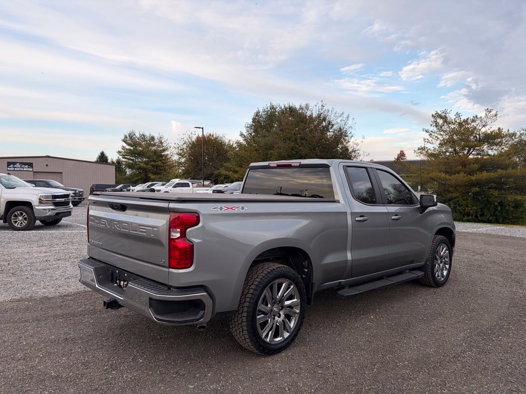 Used 2025 Chevrolet Silverado 1500 LT AWD/4WD image 10