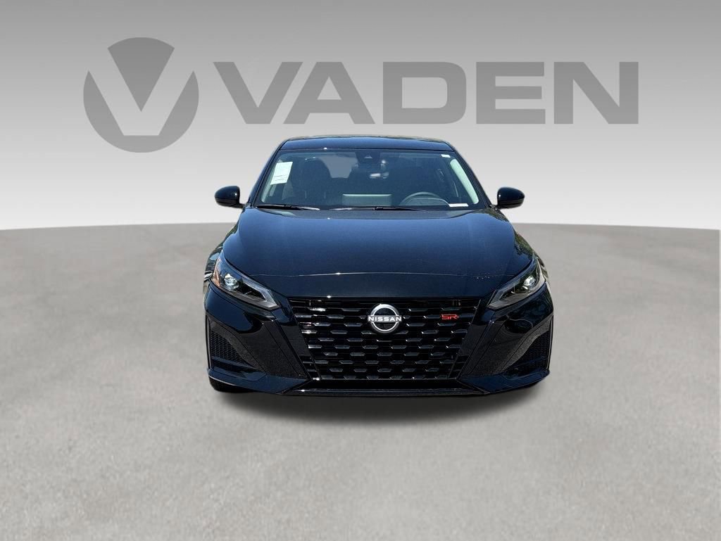 New 2026 Nissan Altima 2.5 SR FWD image 2
