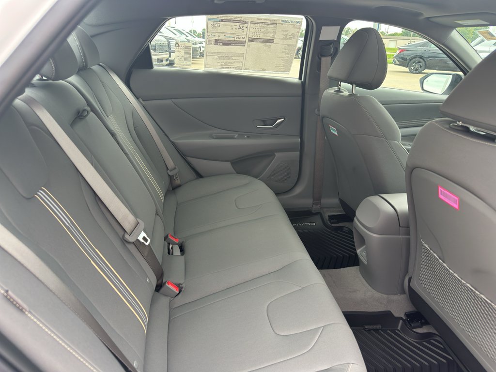 New 2026 Hyundai Elantra SEL Sport Premium FWD image 31