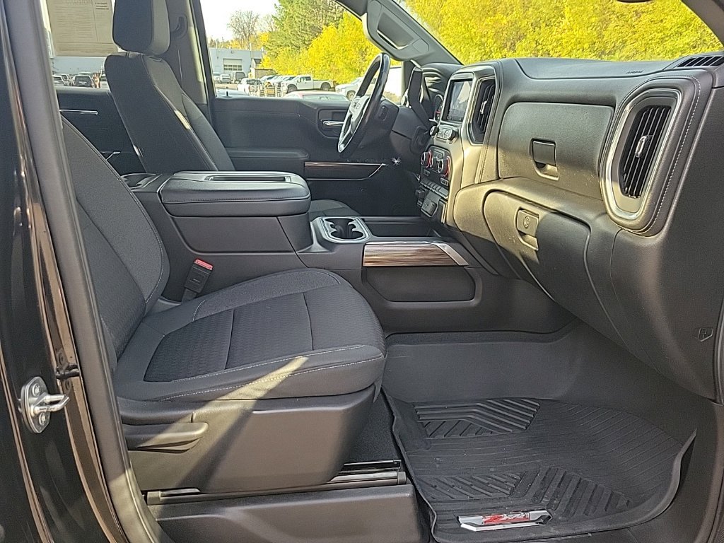 Used 2021 Chevrolet Silverado 1500 LT Trail Boss w/ Bed Protection Package AWD/4WD image 38