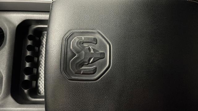 Used 2019 RAM 1500 Laramie w/ Sport Appearance Package AWD/4WD image 19