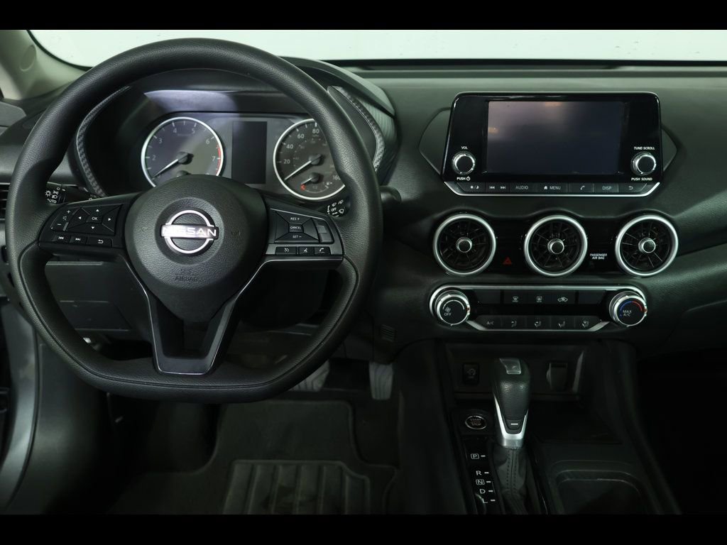 Used 2025 Nissan Sentra S image 13