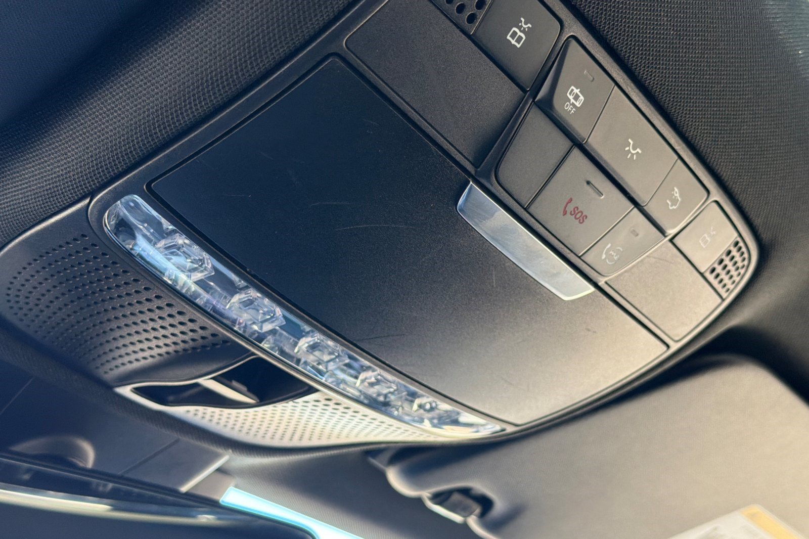 Used 2020 Mercedes-Benz C 300 Sedan image 23