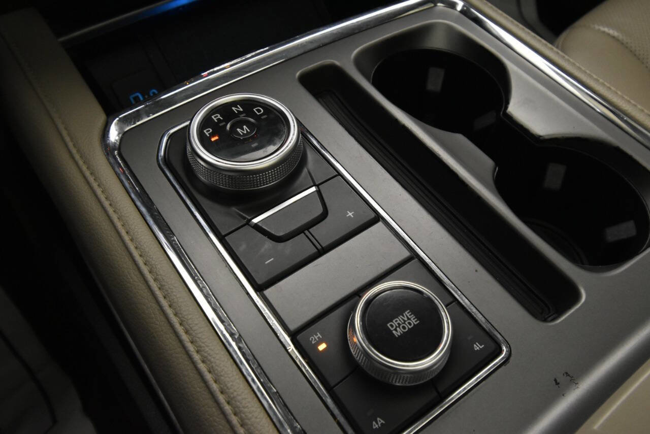 Used 2021 Ford Expedition XLT image 20