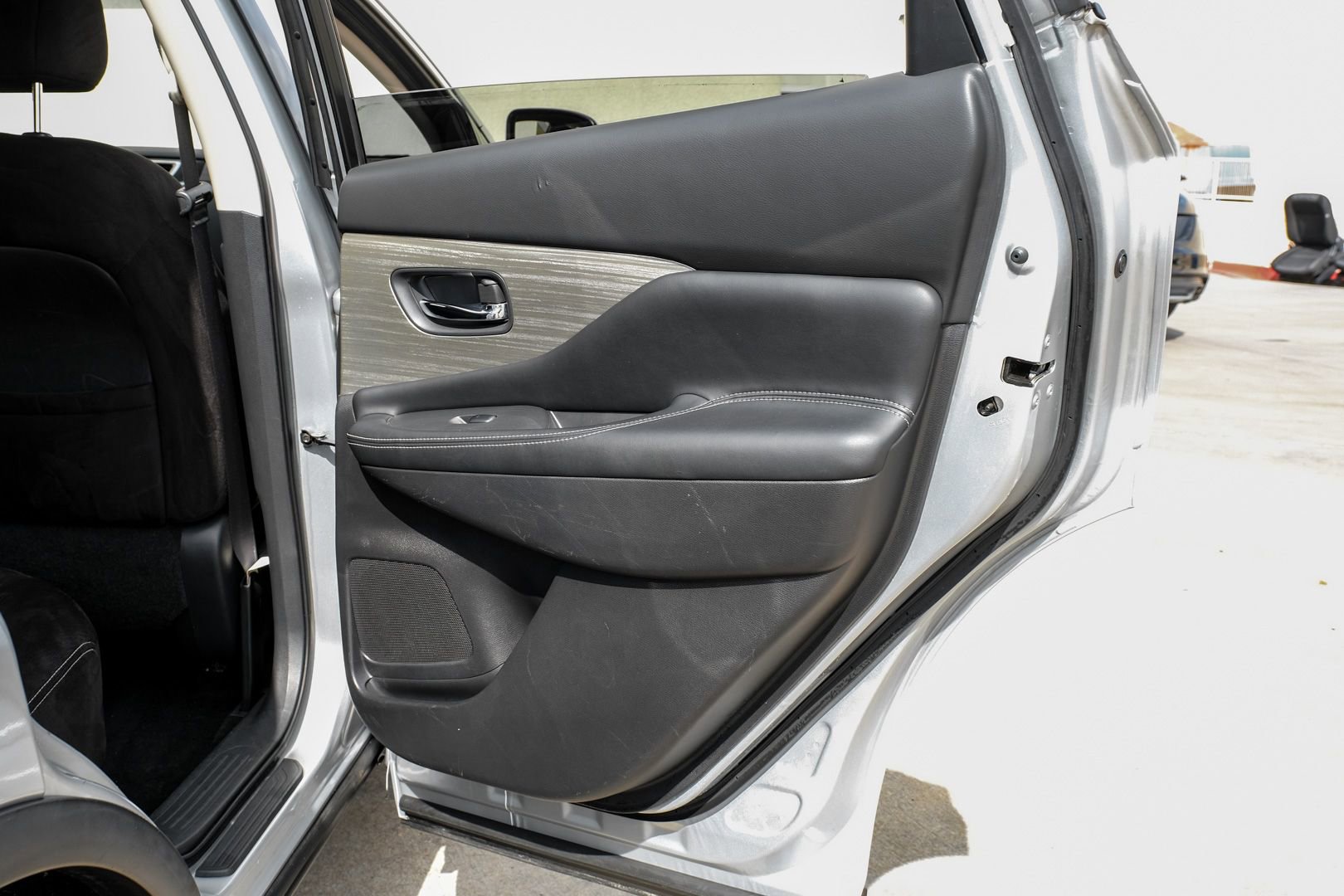 Used 2017 Nissan Murano S w/ Navigation Package image 42