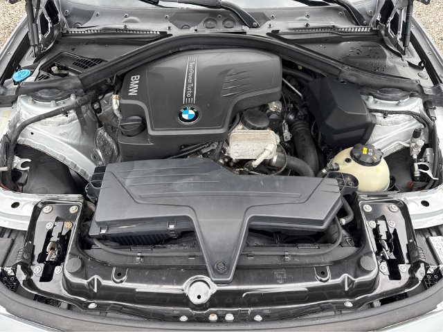 Used 2018 BMW 320i xDrive Sedan AWD/4WD image 26