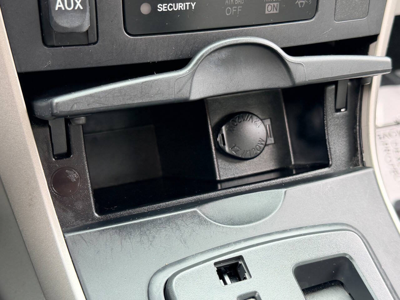 Used 2013 Toyota Corolla L FWD image 36
