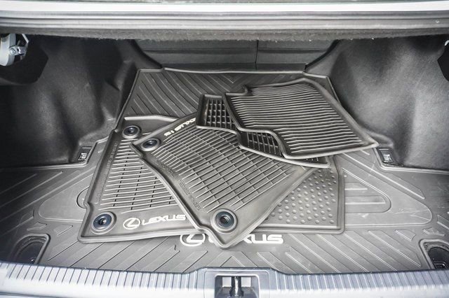 Used 2021 Lexus IS 300 w/ Comfort Package image 22