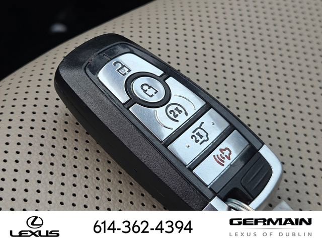 Used 2022 Ford Escape SEL w/ Technology Package image 37