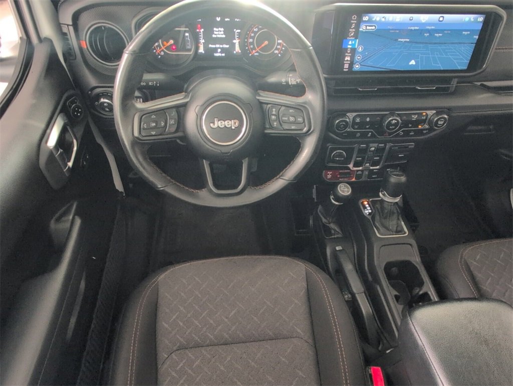 Certified 2024 Jeep Gladiator Mojave w/ Technology Group image 8