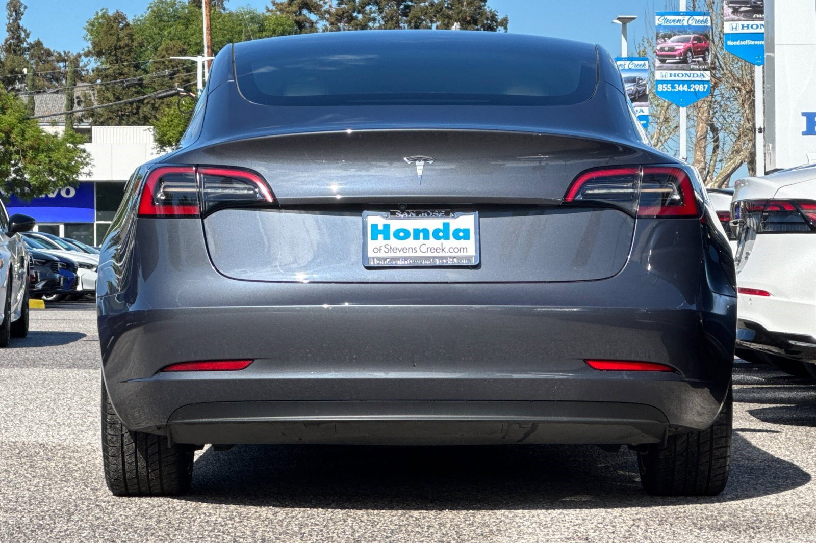Used 2023 Tesla Model 3 Standard Range image 9