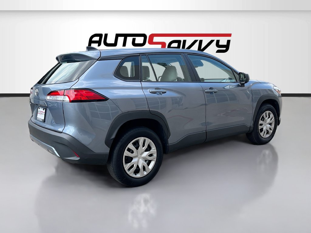 Used 2025 Toyota Corolla Cross L FWD image 7
