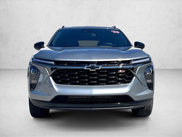 Certified 2025 Chevrolet Trax RS w/ Driver Confidence Package video 3