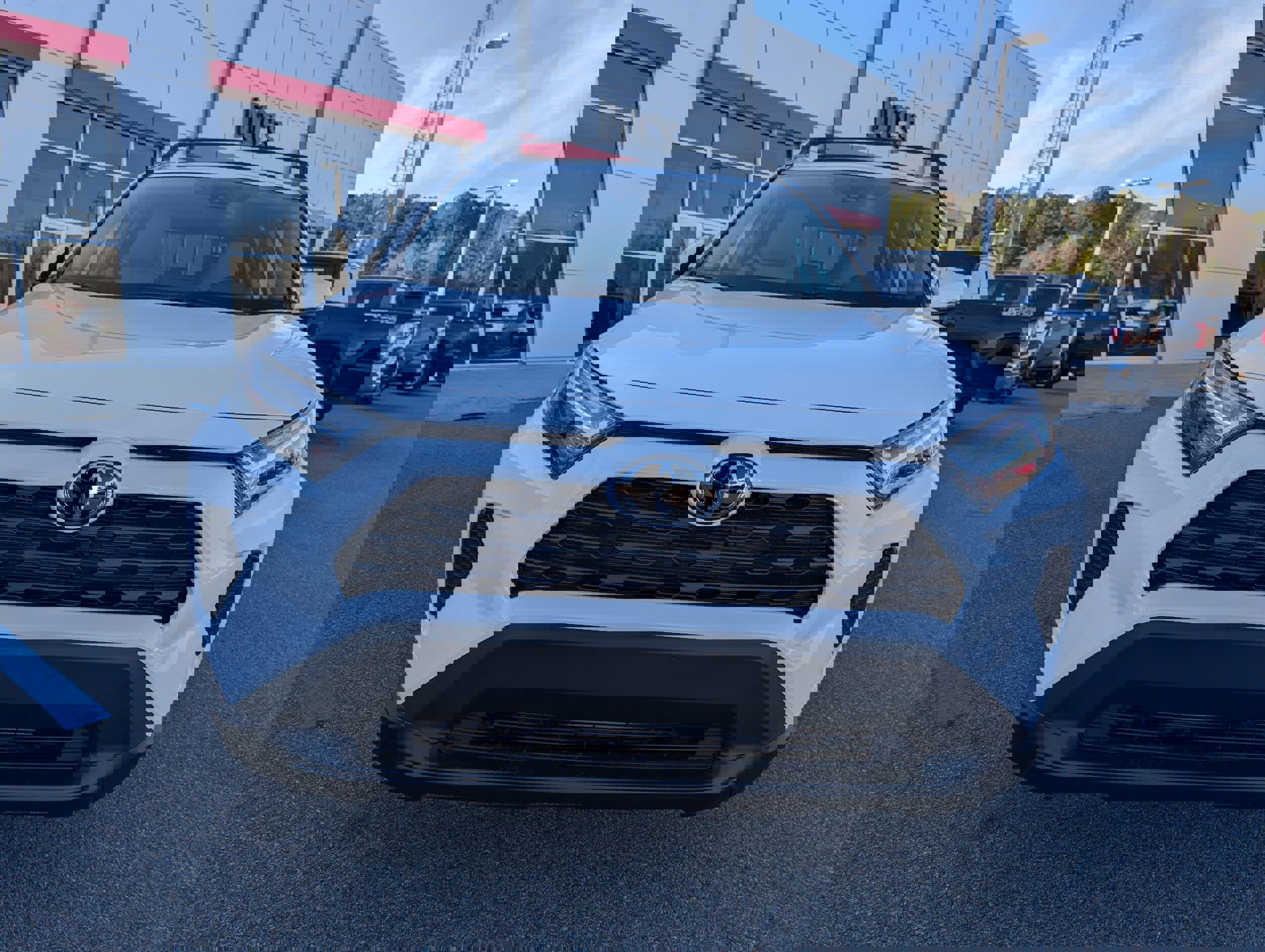 New 2025 Toyota RAV4 XLE image 8