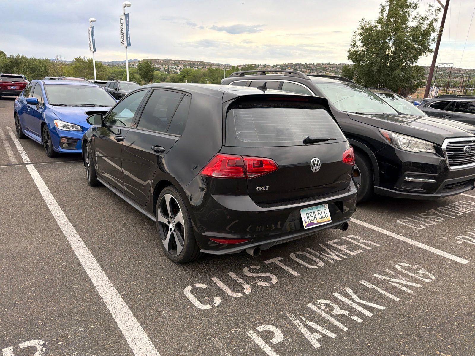 Used 2016 Volkswagen GTI S FWD image 3
