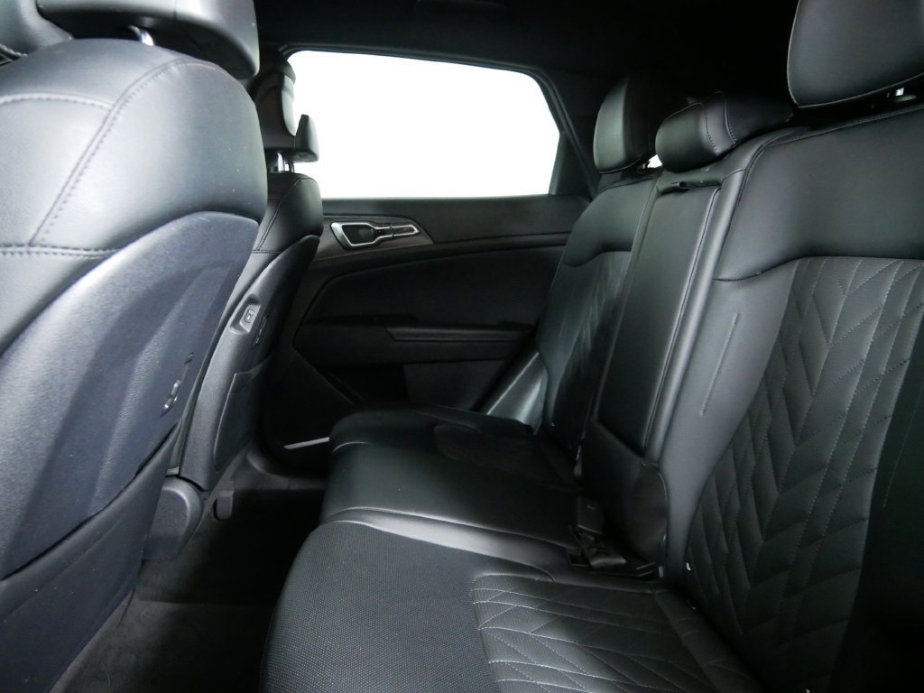 Used 2023 Kia Sportage X-Line AWD/4WD image 18