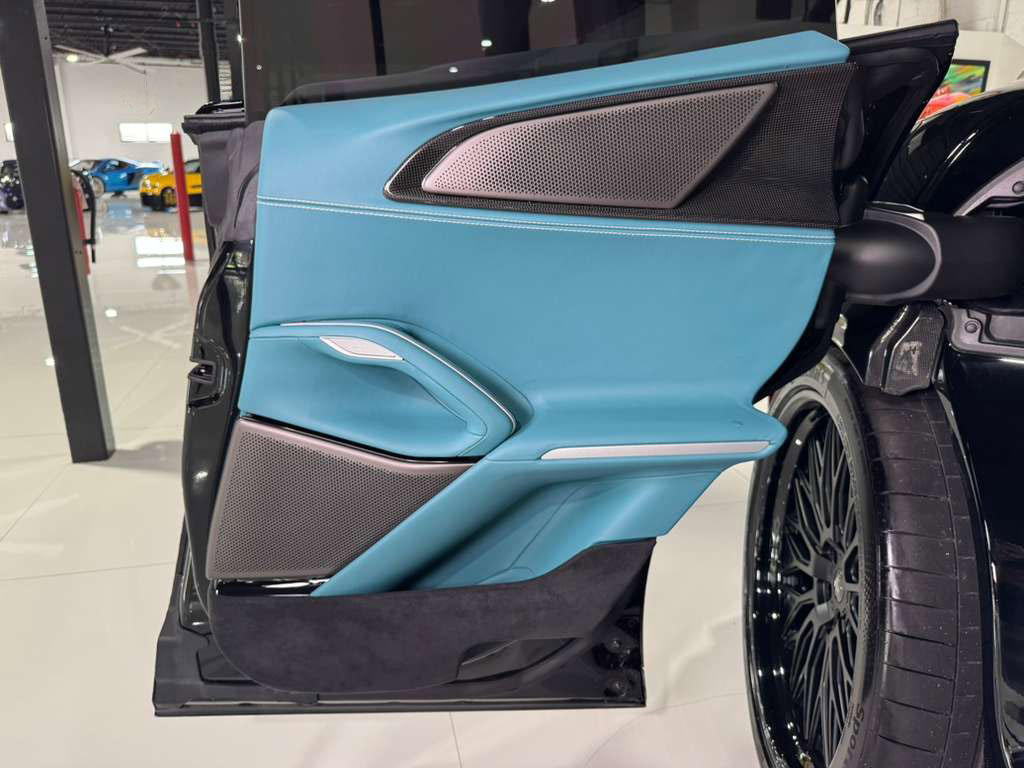 Used 2024 Ferrari Purosangue image 36