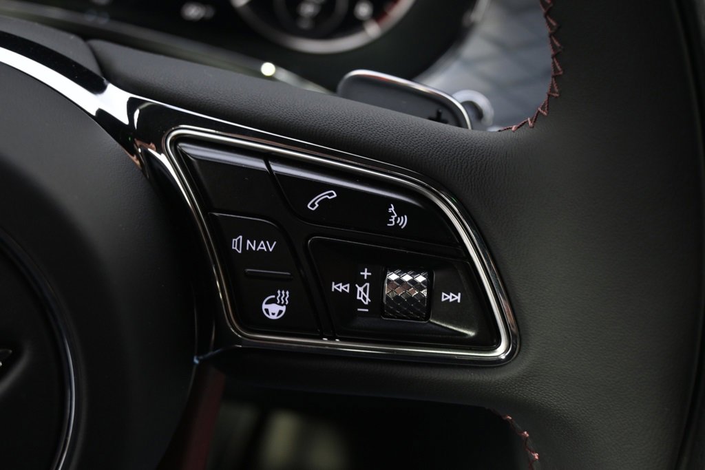 Used 2024 Bentley Continental GT image 42