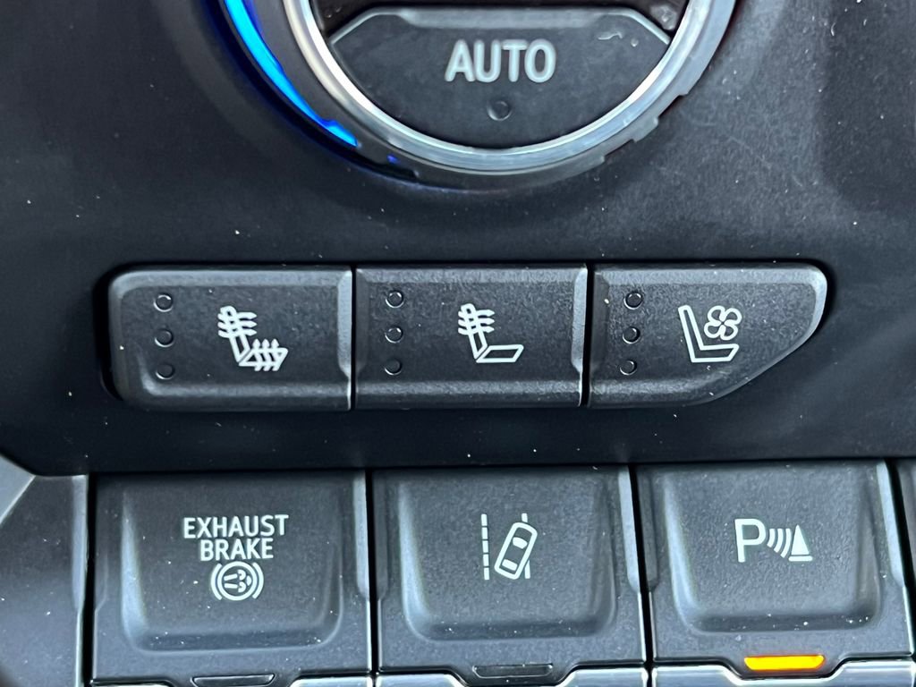 Used 2020 Chevrolet Silverado 2500 High Country w/ Z71 Off-Road Package image 30