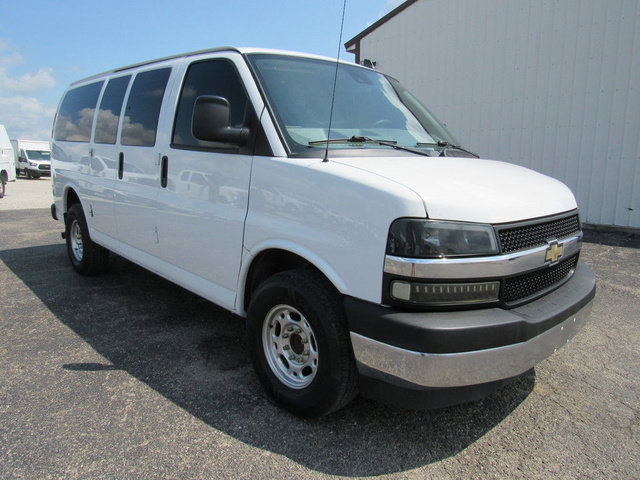 Used 2020 Chevrolet Express 2500 LT w/ LT Preferred Equipment Group RWD image 9